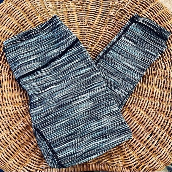 Zella blue striped crop ankle leggings tights XS - Picture 2 of 5